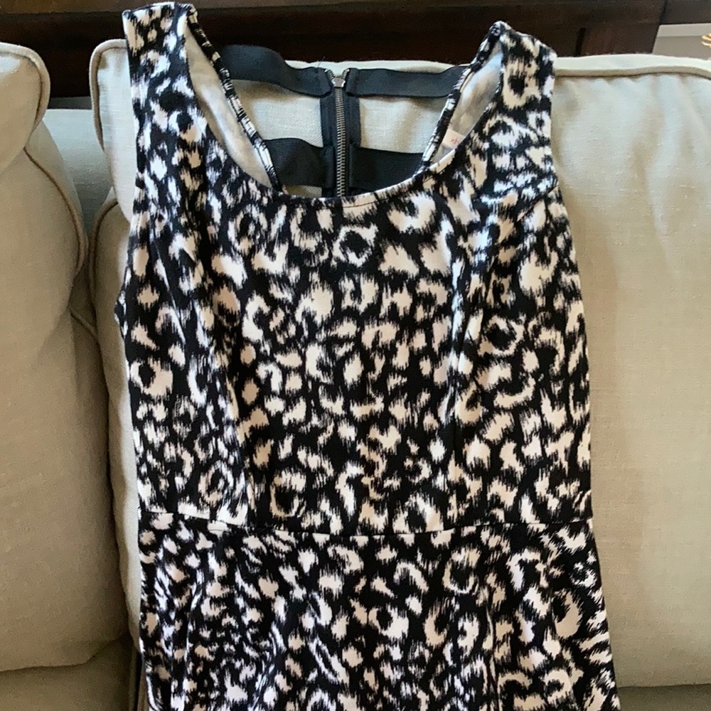Women’s dress